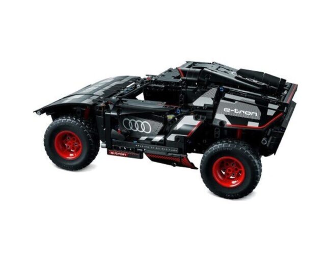 LEGO® Technic: Audi RS Q e-tron (42160) - Image 3