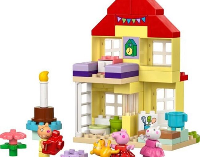 LEGO® DUPLO®: Peppa Pig Birthday House (10433) - Image 3