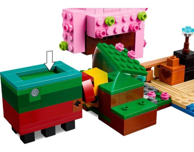 LEGO® Minecraft®: The Cherry Blossom Garden (21260) - Image 3