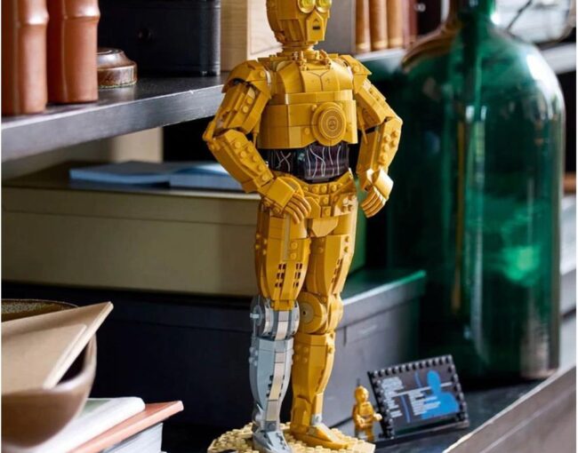 LEGO® Star Wars™: C-3PO™ (75398) - Image 2