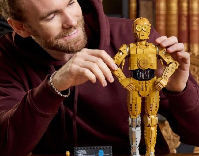 LEGO® Star Wars™: C-3PO™ (75398) - Image 3