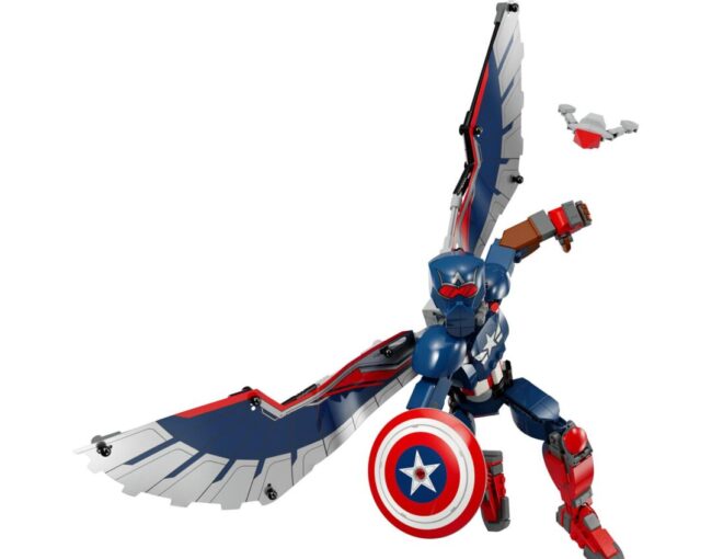 LEGO® Marvel: New Captain America Construction Figure (76296)