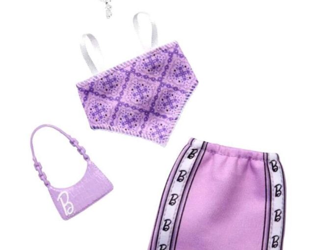 Mattel Barbie: Fashion Pack - Purple Skirt with Top and Bag  (HRH37) - Image 2