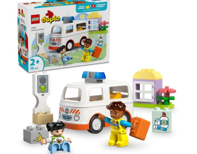 LEGO® DUPLO®: Ambulance & Driver (10447)