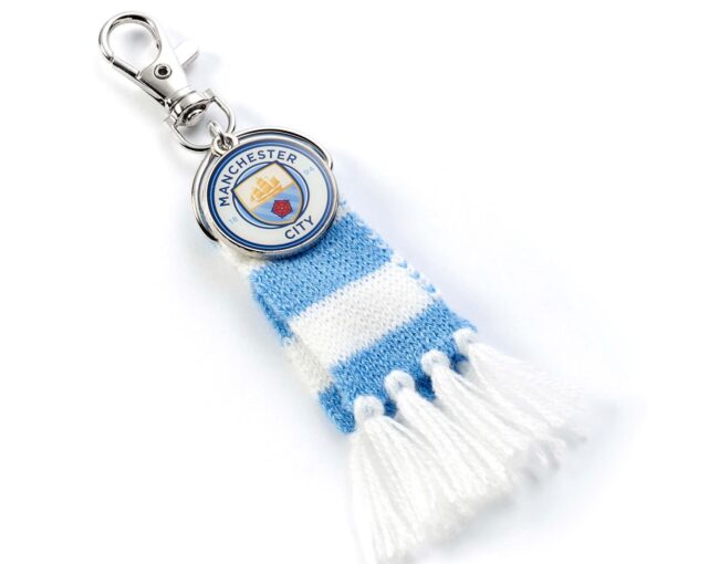 Carat Shop Manchester City FC - Blue Scarf and Logo Charm Backpack Hanger (MCBH0002) - Image 2